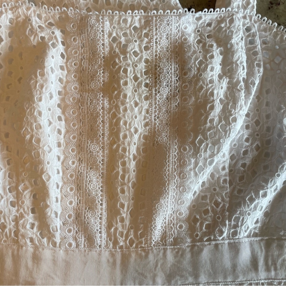 Women’s 100% cotton BR White Eyelet romper - Picture 2 of 11